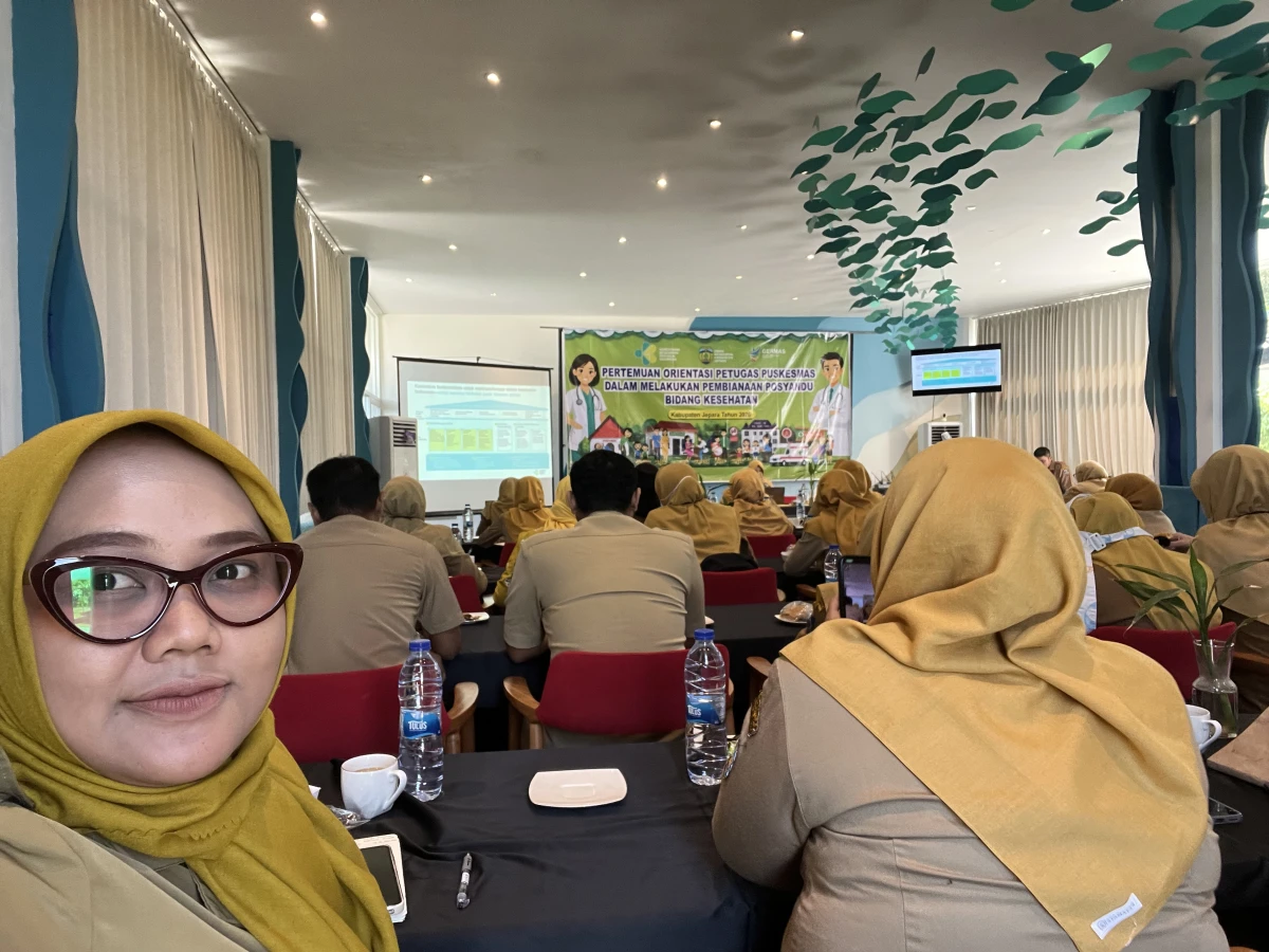 Orientasi petugas Puskesmas dalam pembinaan posyandu