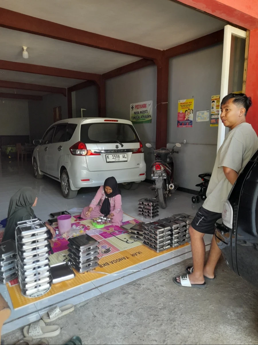 MAKANAN BERGIZI GRATIS ( MBG) 