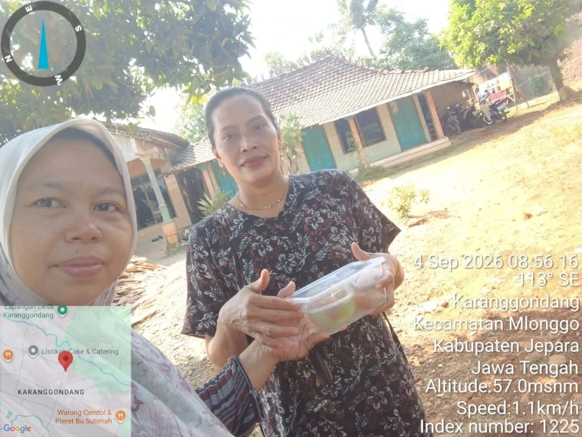 Distribusi Pemberian Makanan Tambahan (PMT) bagi Ibu Hamil di RW 02 Desa Karanggondang  Pada hari Jumat, 4 September 2026,