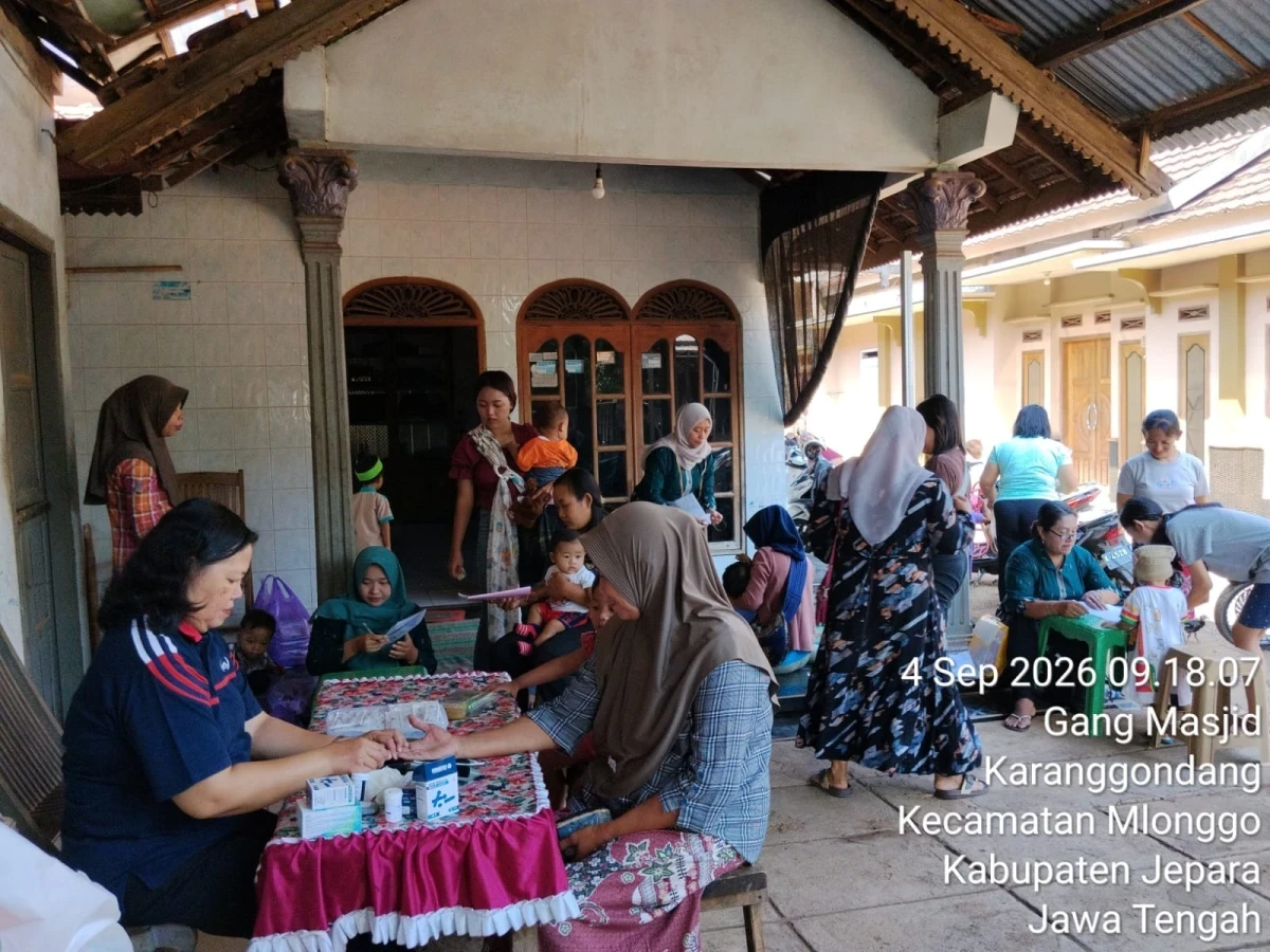Pelaksanaan Posyandu 6 SPM di Posyandu Harapan 12 RW 05 Desa Karanggondang