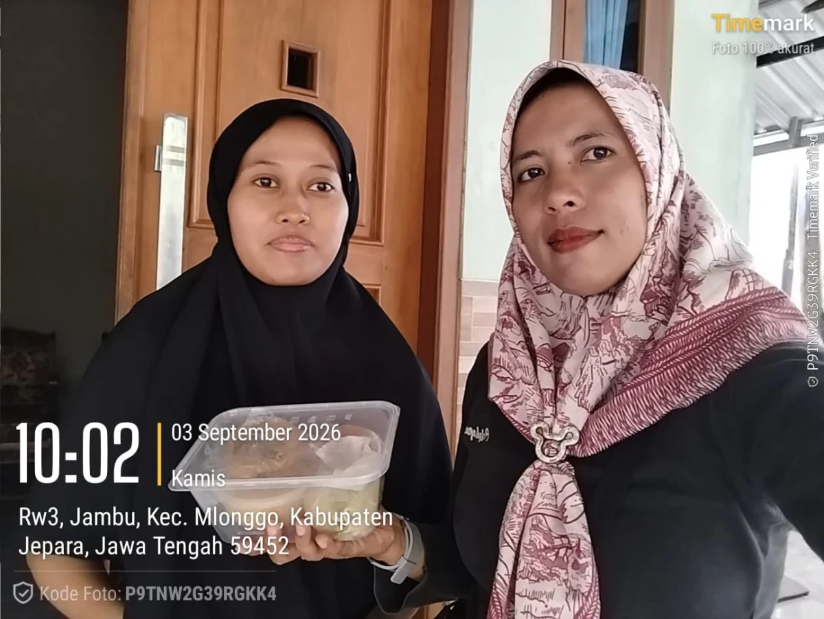 Pemberian PMT untuk bumil KEK