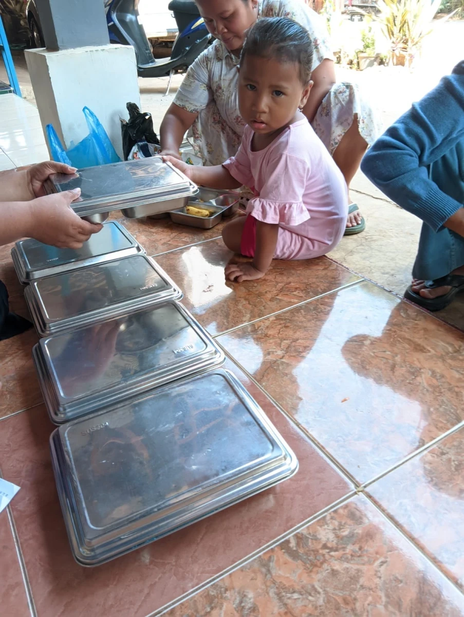 Peran Kader PKK Desa Kedungcino dalam Pendistribusian MBG di Posyandu Pandan 4