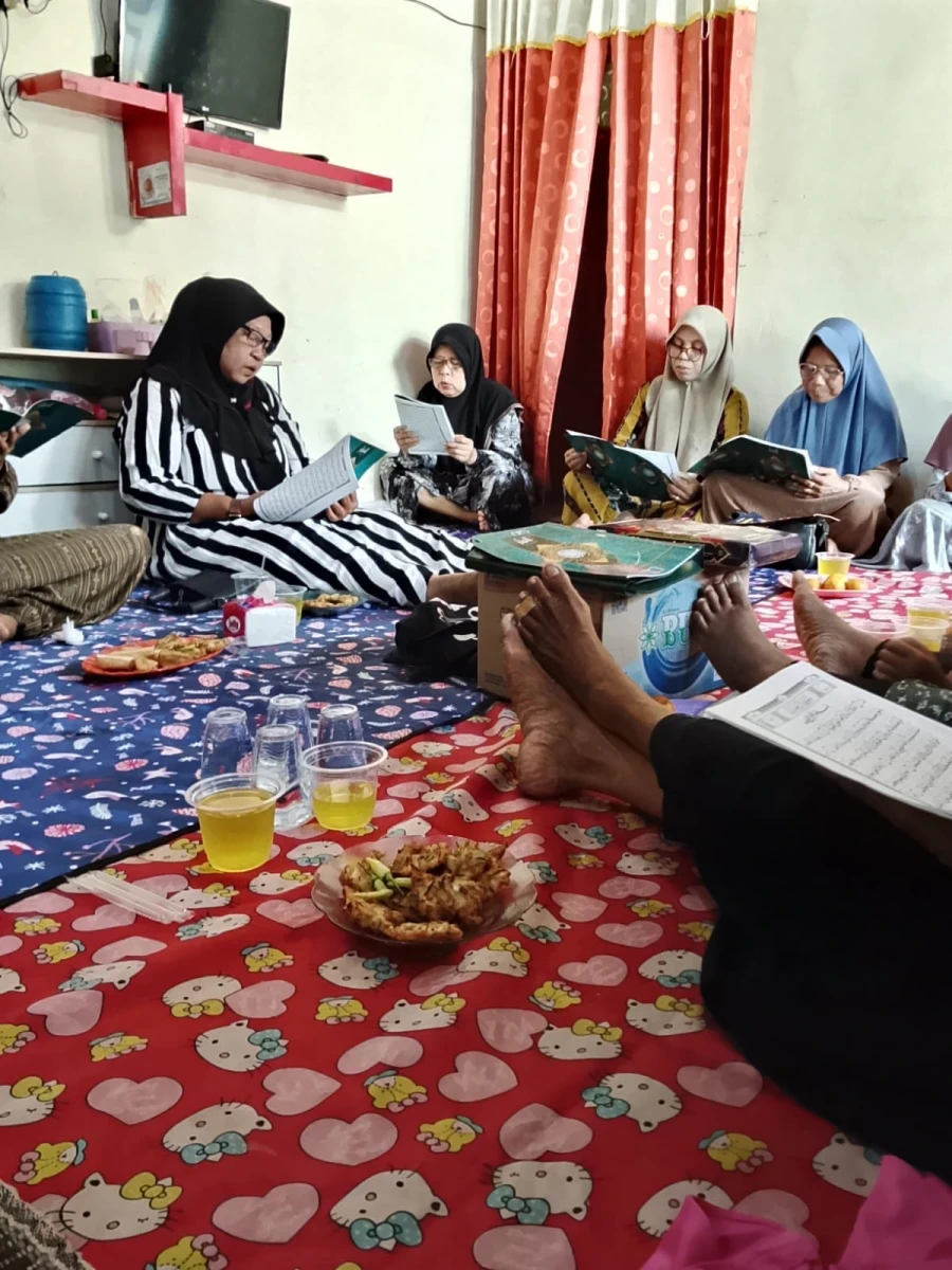 Kegiatan Tahtimul Qur’an Ibu-Ibu RT 01/RW 09 Desa Karanggondang