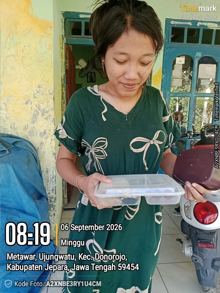 DI POS 1 TP.PKK  POKJA IV DESA UJUNGWATU MENDAMPINGI BOK PMT BALITA