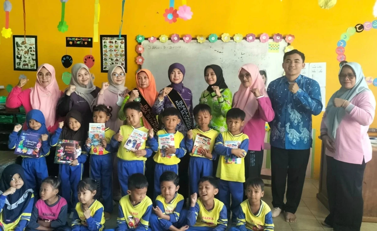 Bunda Literasi Kecamatan Mlonggo Perkuat Literasi Anak Sejak Dini di TK TA 2 Suwawal