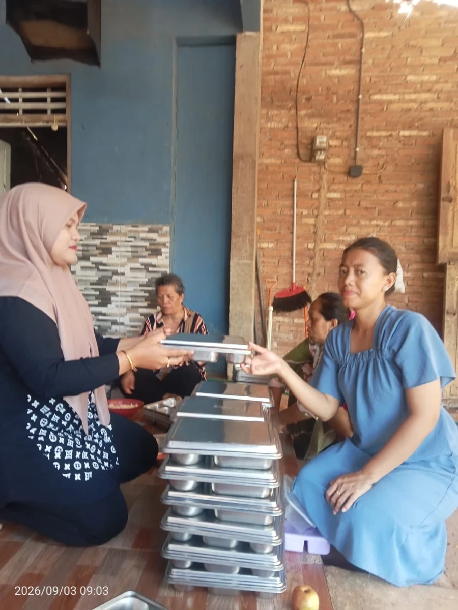 PEMBERIAN MBG BAGI IBU HAMIL DI POS PANDAN 5 DESA KEDUNGCINO