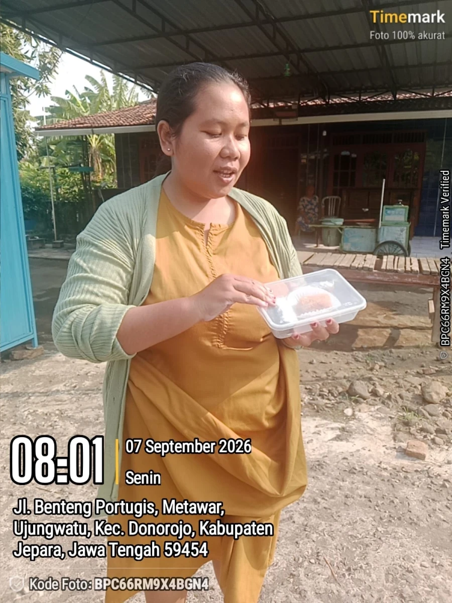 TP.PKK POKJA IV DESA UJUNGWATU MENDAMPINGI BOK PMT BALITA DI POS 4