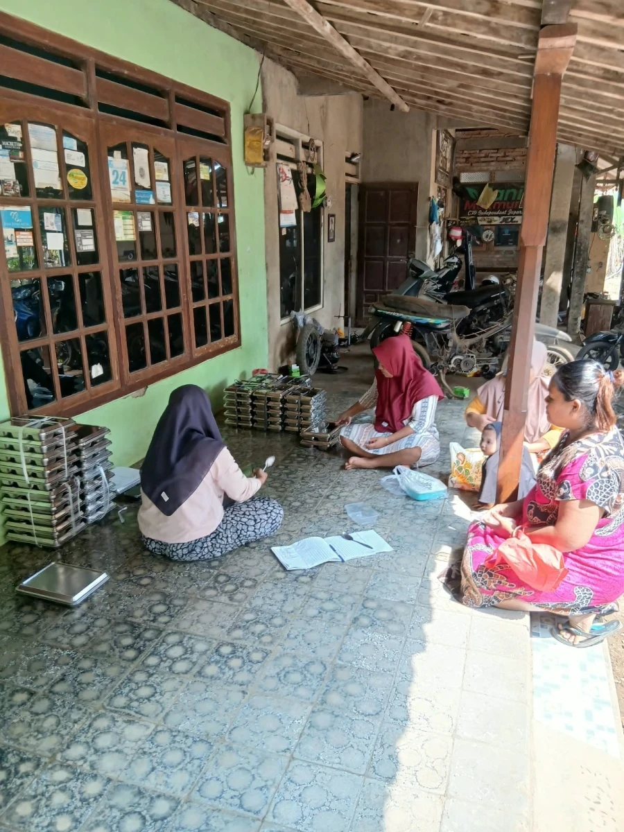 MAKANAN BERGIZI GRATIS