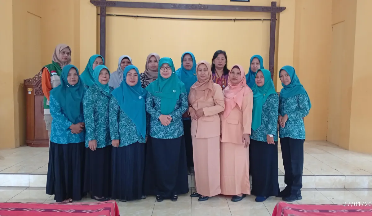 Rapat Koordinasi Ka. TP PKK Kec. Pakis Aji dengan  Ka. TP PKK desa   se Kec. Pakis Aji