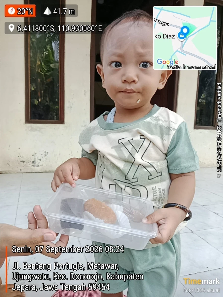 TP.PKK POKJA IV DESA UJUNGWATU MENDAMPINGI BOK PMT BALITA