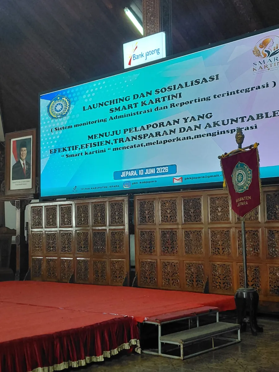 Menghadiri Launching dan Sosialisasi SMART KARTINI 