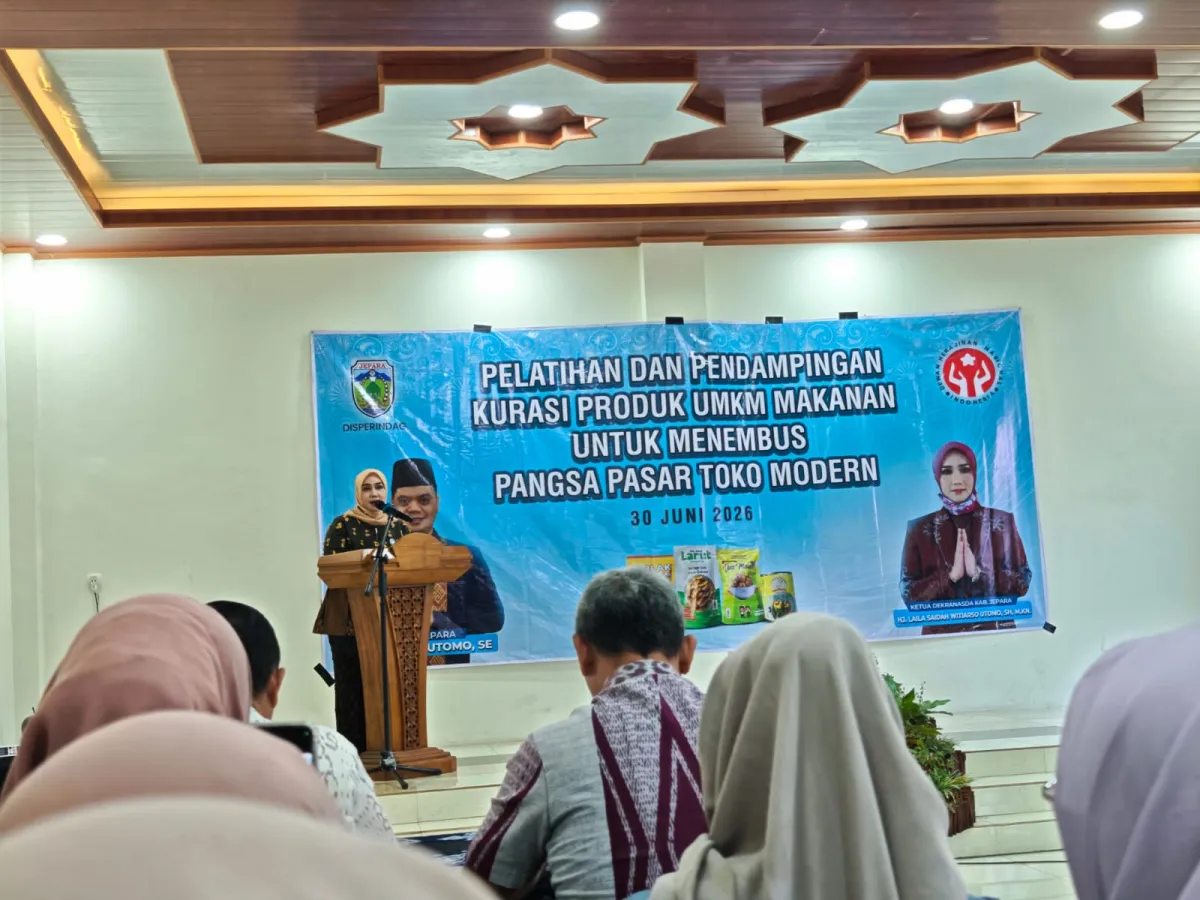 Pelatihan dan Pedampingan Kurasi Produk UMKM Makanan Untuk Menembus Pangsa Pasar Toko Modern