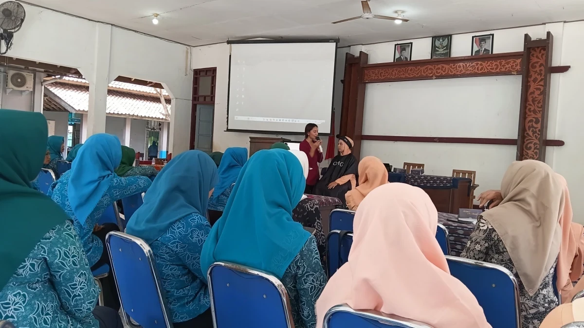 Rakor PKK kec.Kembang  Penguatan  kader PKK dalam pengelolaan sampah berbasis masyarakay