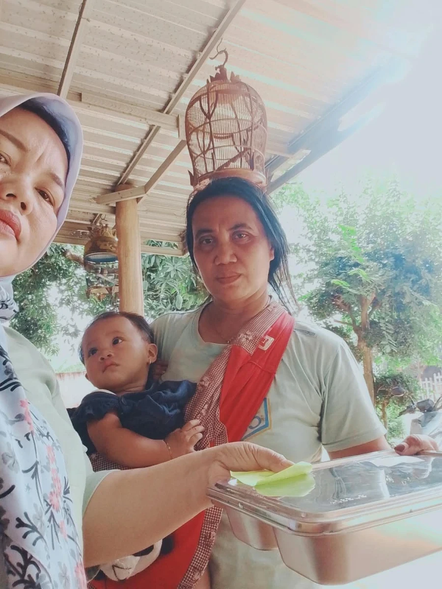 Distribusi MBG (Makan Bergizi Gratis) Posyandu Harapan 3 RW 08 Desa Karanggondang