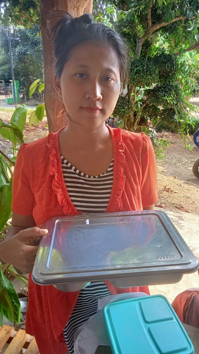 Distribusi MBG (Makan Bergizi Gratis) Posyandu Harapan 1 RW 09 Desa Karanggondang