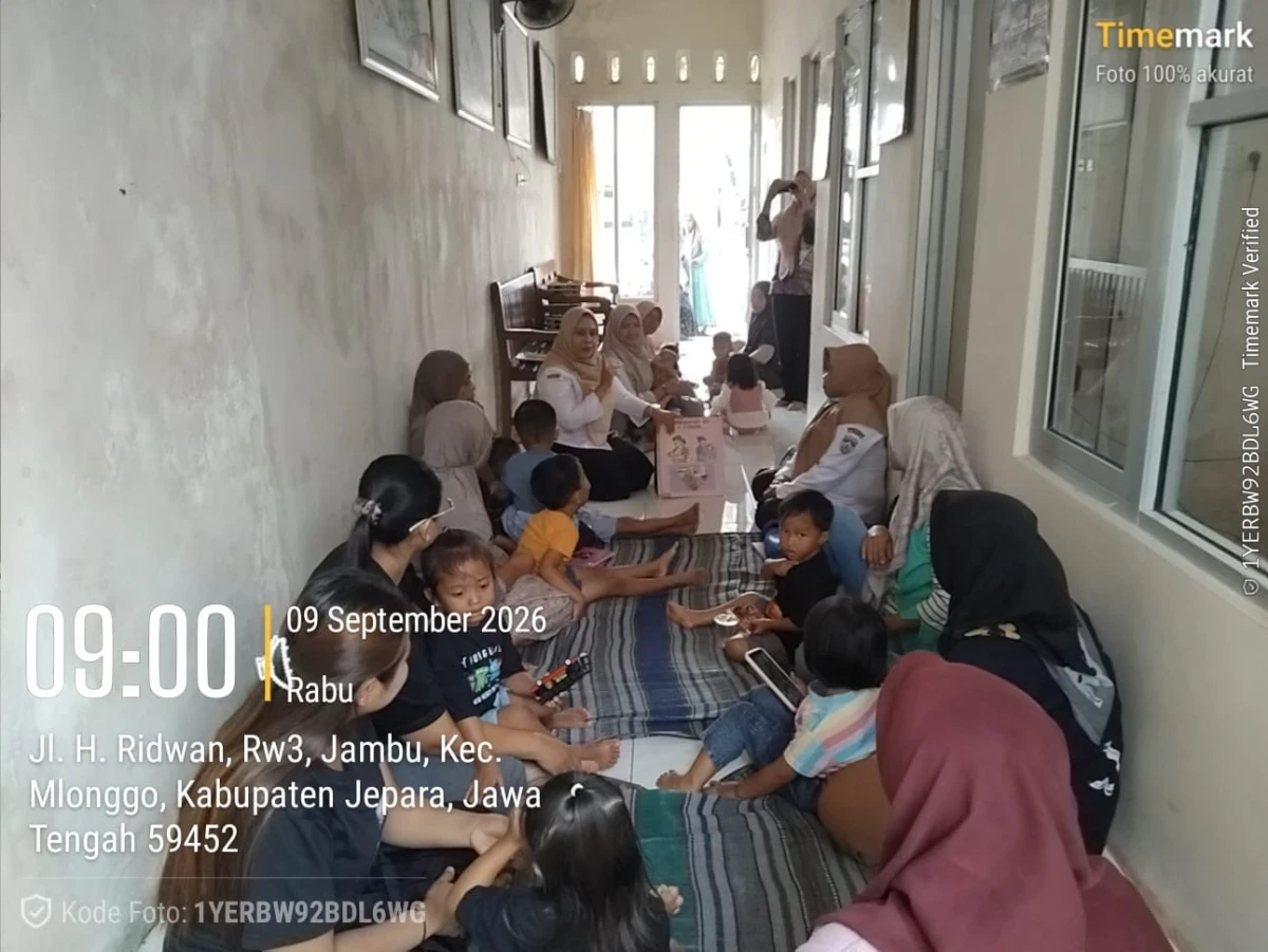 Kelas Ibu Balita Usia 3-5 Th Tema " "Cegah Penyakit Tidak Menular dan TBC Sejak Dini pada Anak Prasekolah"