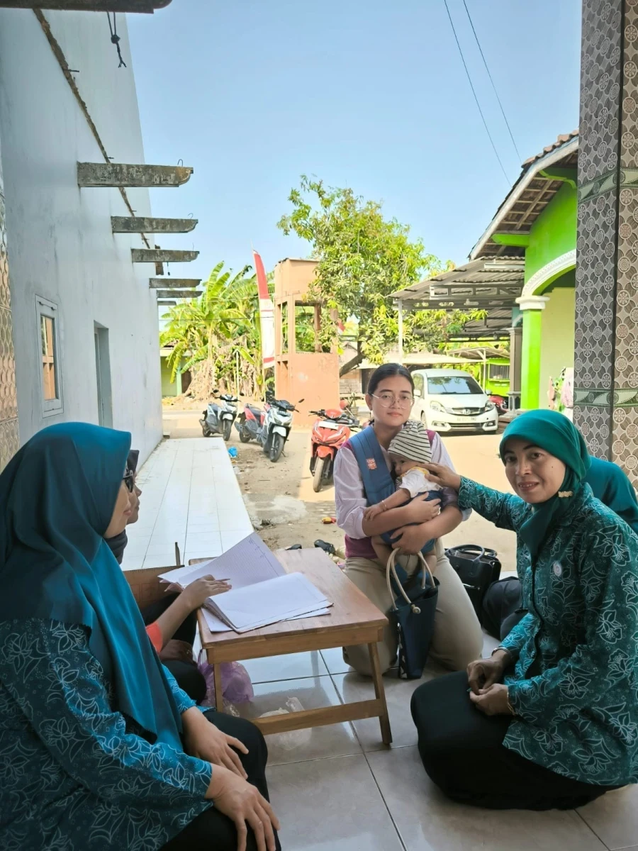 Ketua Tim Pembina Posyandu Kecamatan Mlonggo Kunjungi Posyandu Sekar Mayang 2 Mororejo