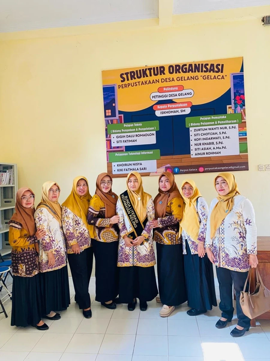 Kunjungan Bunda Literasi Kecamatan Keling ke Perpustakaan Desa Gelang