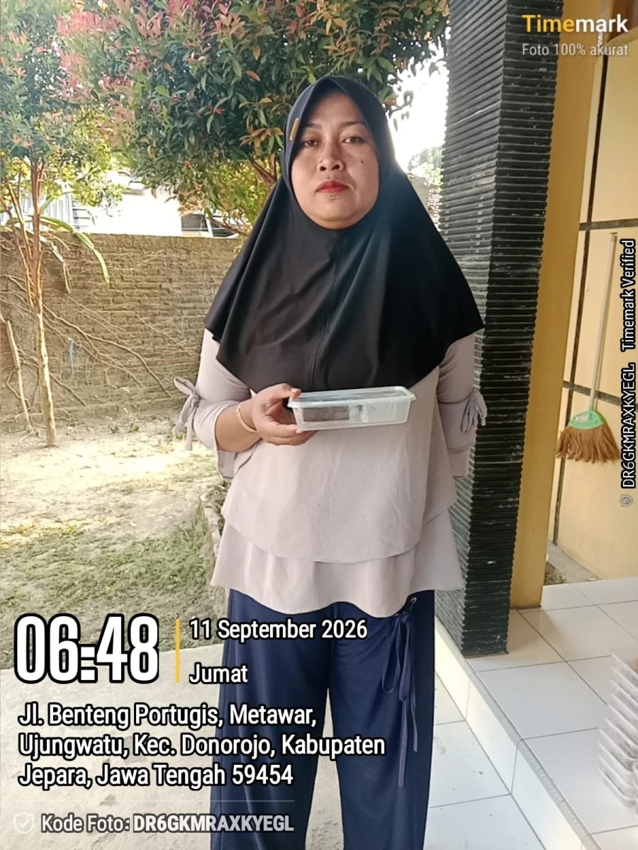DI POS 1 DAN 4 RW 01 PENDISTRIBUSIAN PMT BOK BAGI BALITA, BUSUI DAN BUMIL