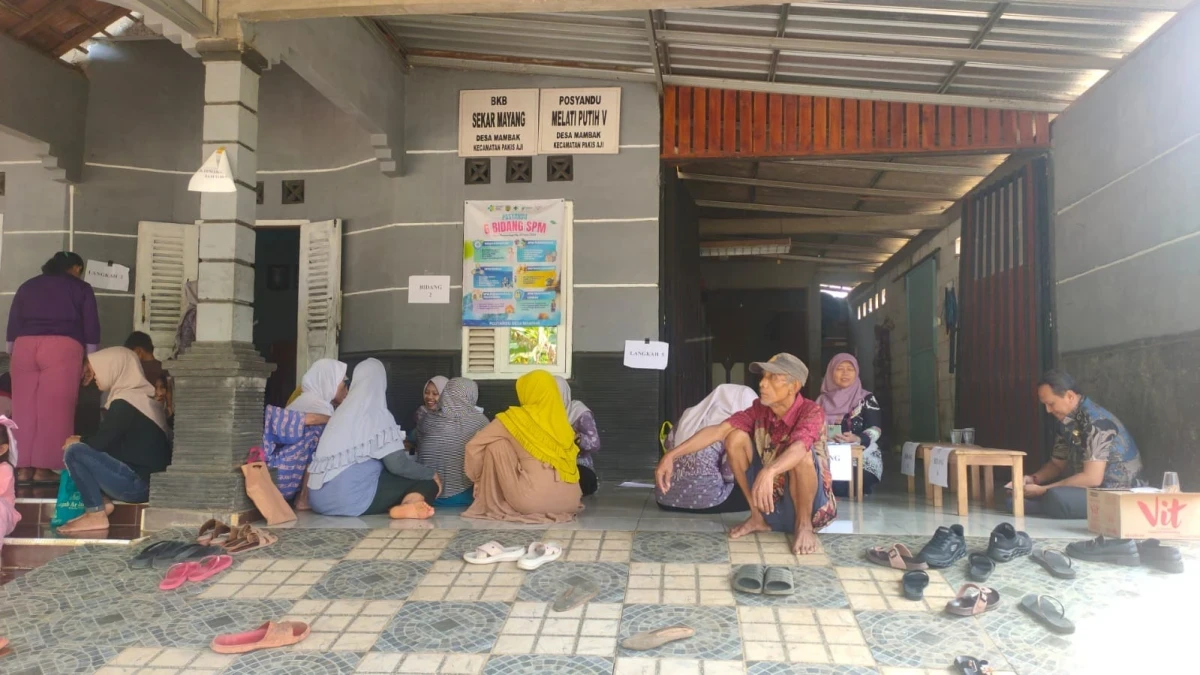 Ketua Harian Posyandu Kunjungi Posyandu Melati V Mambak