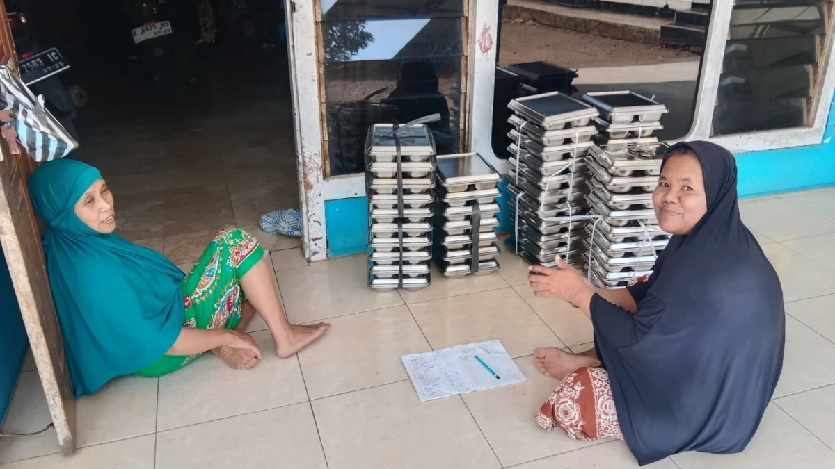 MAKANAN BERGIZI GRATIS