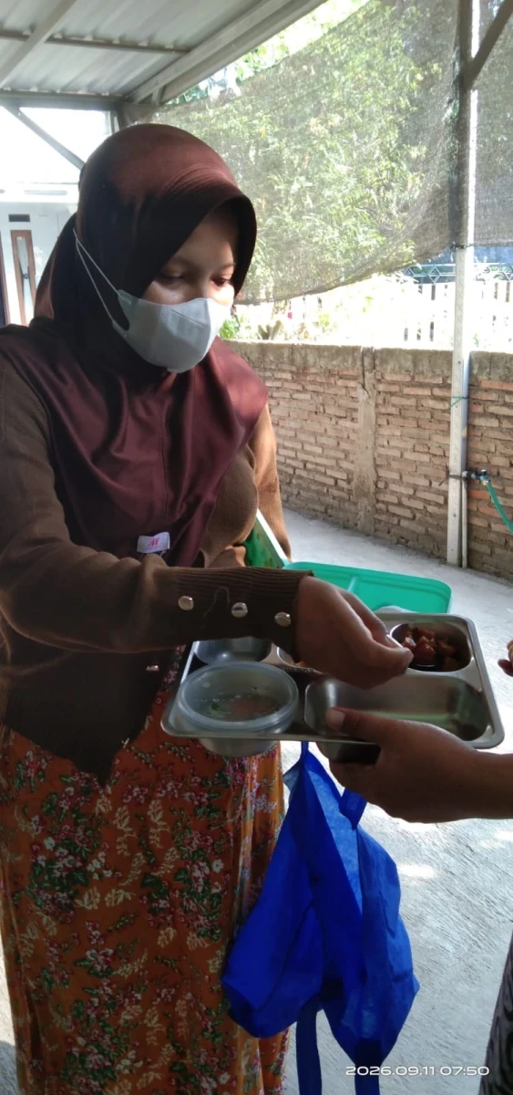 TP.PKK DESA POKJA IV DI RW 02 POS 02 DUKUNG PENDISTRIBUSIAN MBG