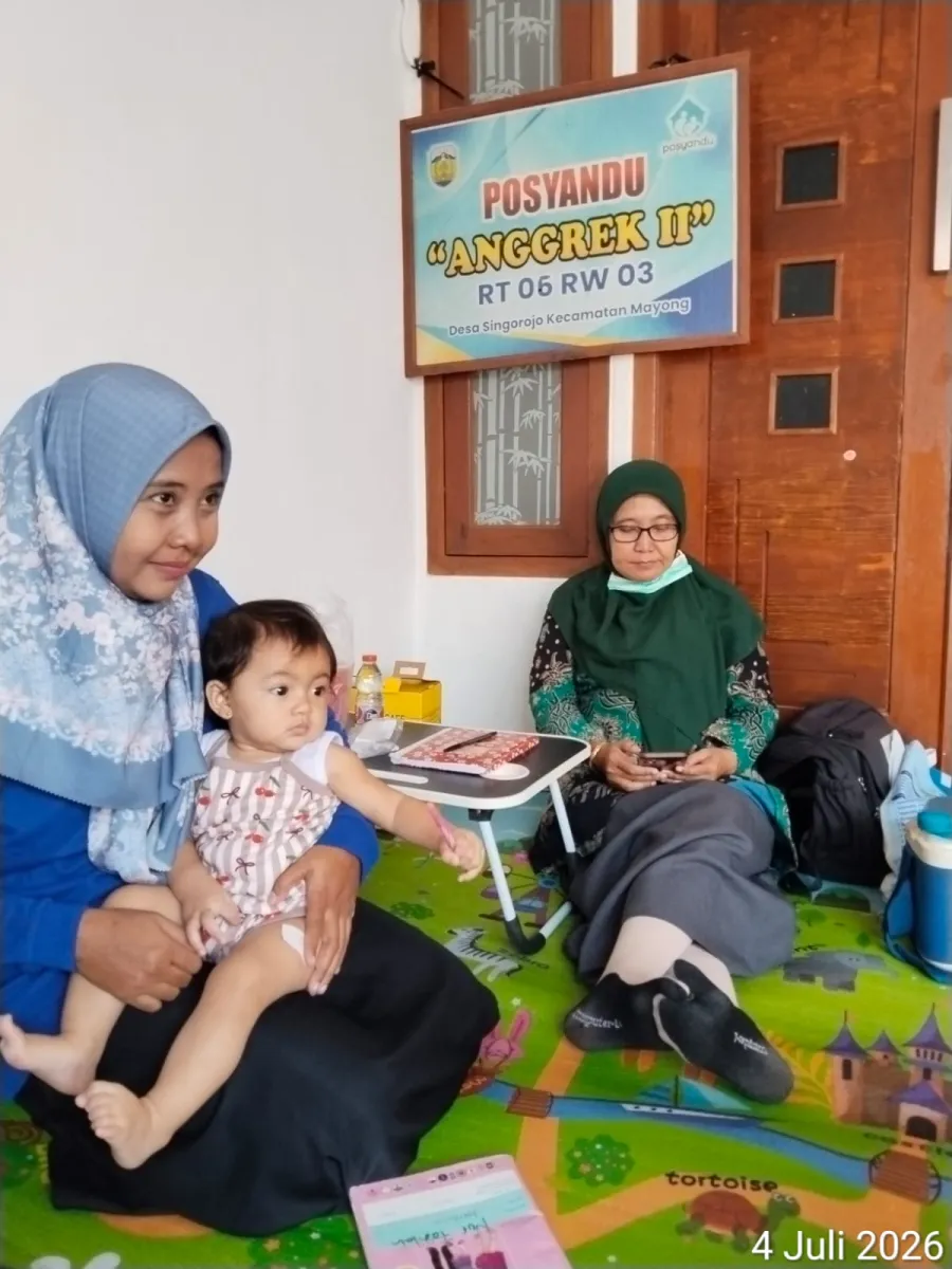Pantau Tumbuh Kembang Balita, Posyandu Anggrek 1 Singorojo Gelar Layanan Kesehatan Rutin