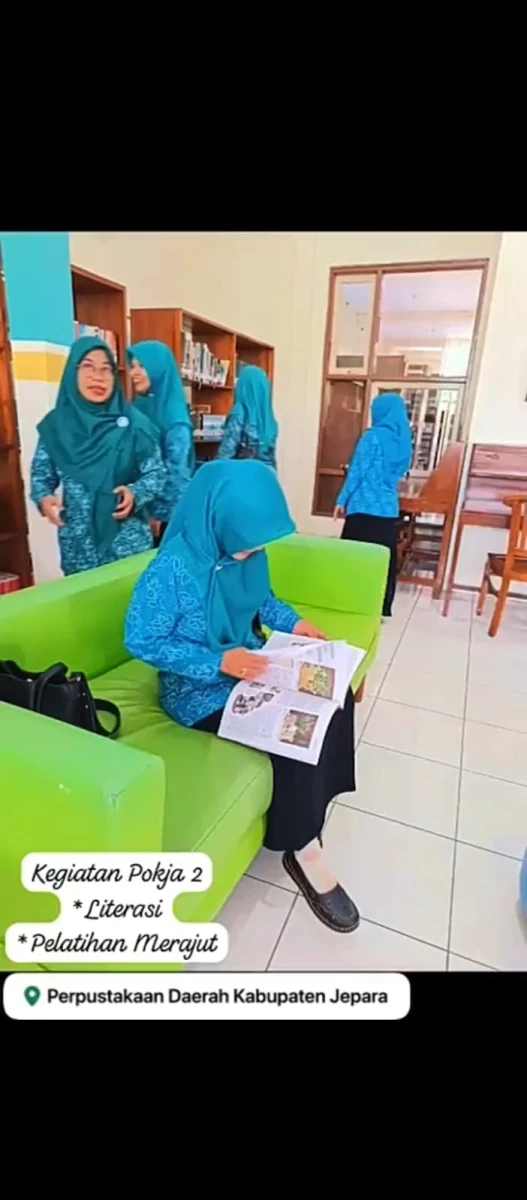 PELATIHAN MEMBUAT RAJUTAN DAN GERAKAN WAJIB MEMBACA 30 MENIT OLEH POKJA 2 KECAMATAN JEPARA