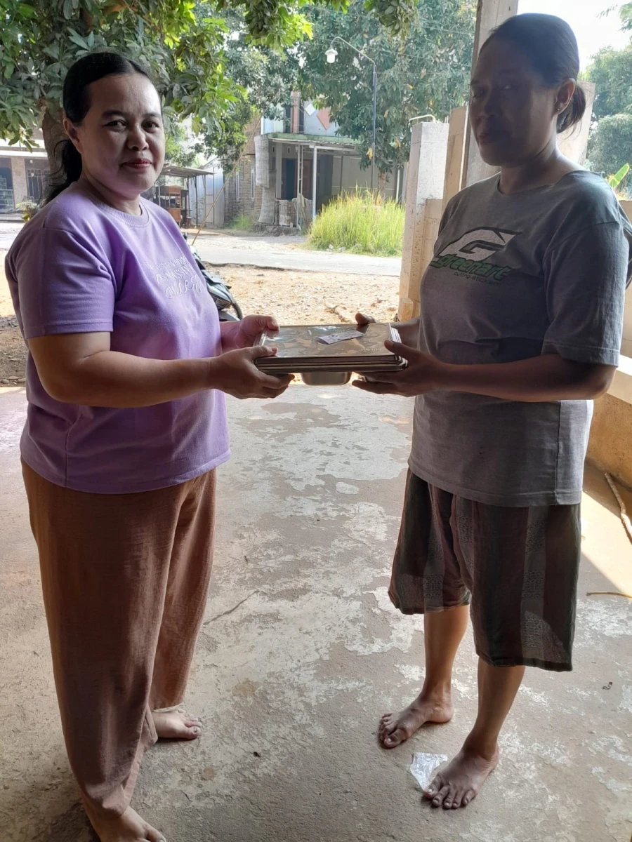 PEMBAGIAN MBG BAGI IBU HAMIL DI POS PANDAN 2 DESA KEDUNGCINO