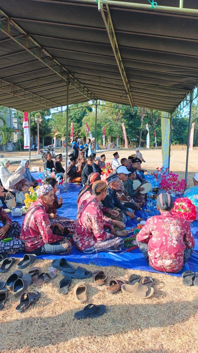 Menjaga Tradisi, Merawat Persaudaraan: Kemeriahan Festival To'dok Telok Kemujan