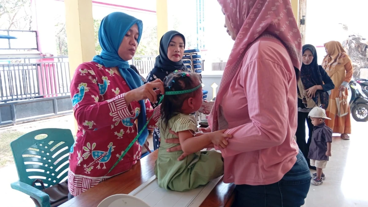 PKK dan Kader Posyandu Telukawur Bergerak, Hadirkan Pelayanan Kesehatan Terpadu 6 SPM