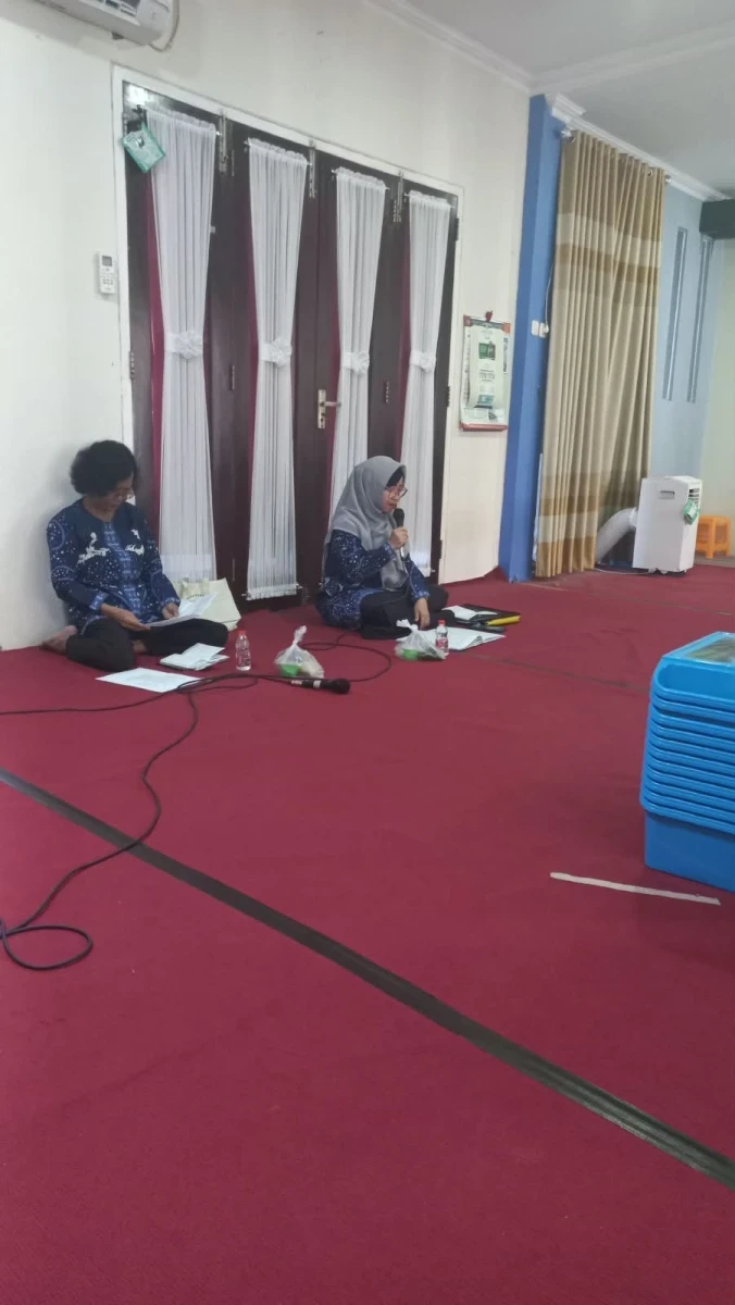 Pertemuan Rutin PKK RT 5 RW 7 Griya Tahunan Indah 
