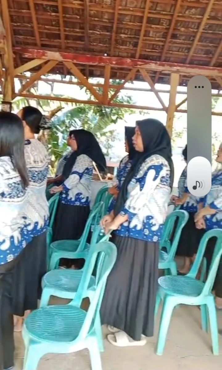Mempererat Kebersamaan dan Kemandirian Warga: Pertemuan Rutin PKK RT 05/RW 04 Desa Karanggondang
