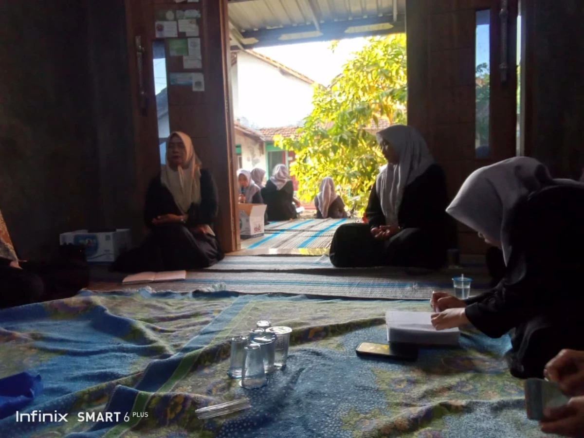 PKK setiap hari Minggu di RW 02