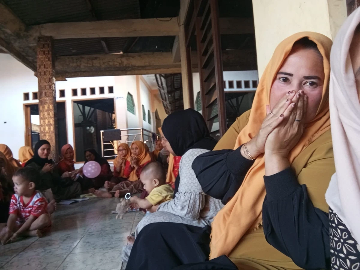 Pertemuan Rutin PKK RT 3 RW 6 Tendoksari Tahunan