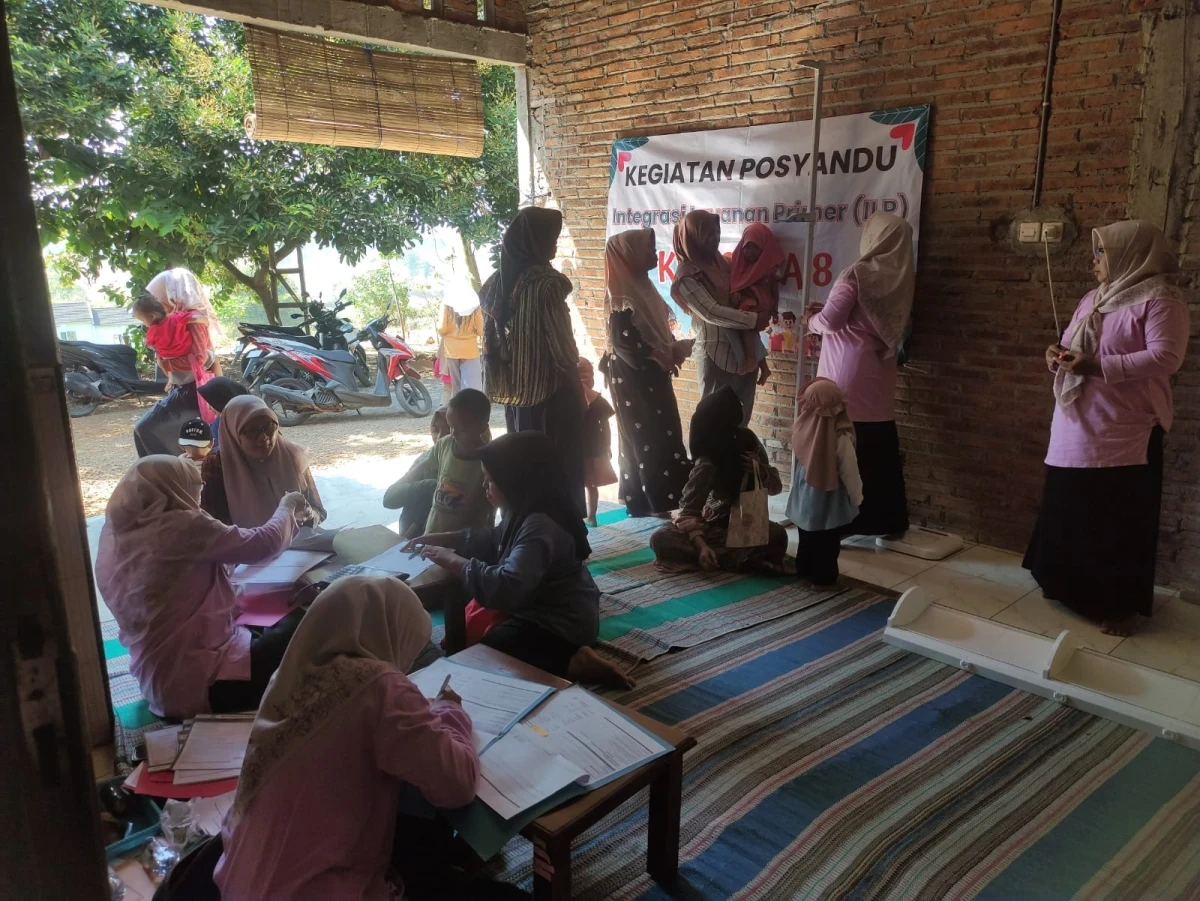 Kegiatan posyandu ilp kencana 08 desa geneng