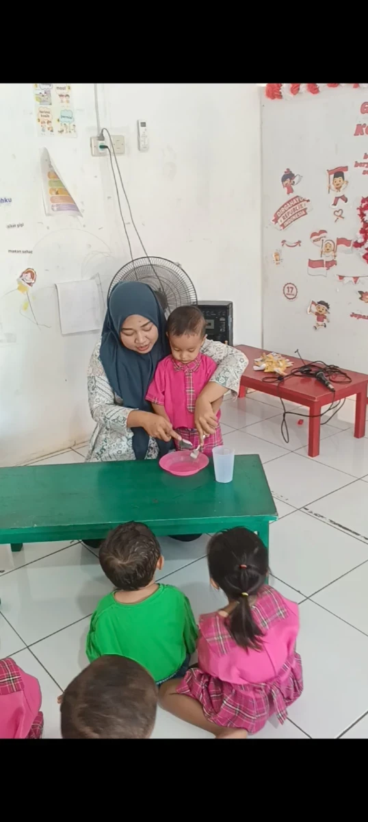 Makan Bersama Keluarga, Belajar Kebiasaan Baik Sejak Dini