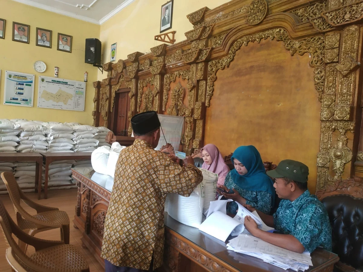 PEMBAGIAN BERAS