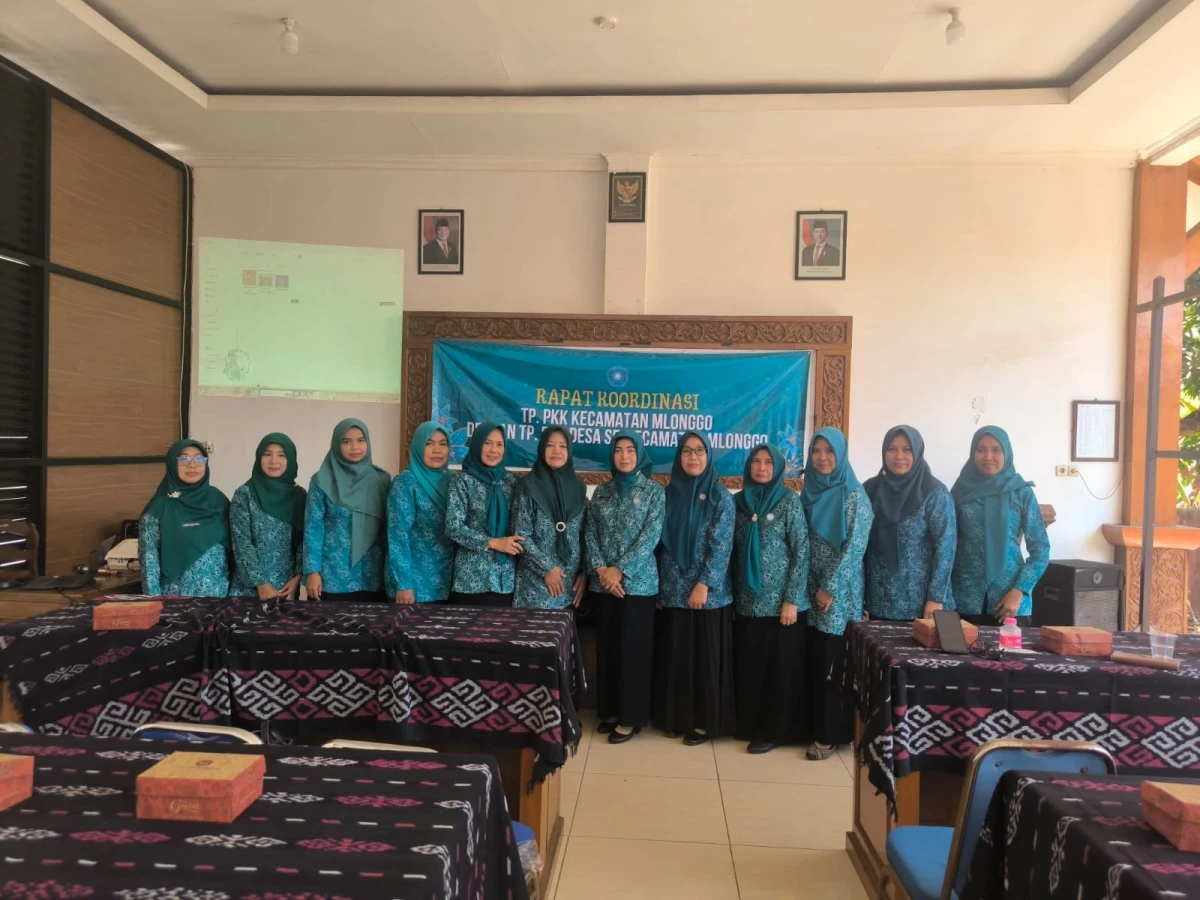 RAPAT KOORDINASI TP PKK KECAMATAN MLONGGO DENGAN TP PKK DESA SE KECAMATAN MLONGGO