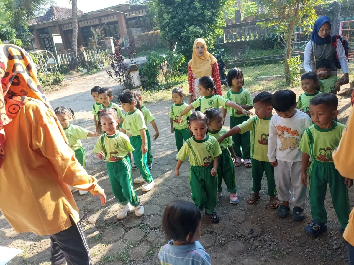 SENAM BERSAMA POSPAUD SARI UTOMO