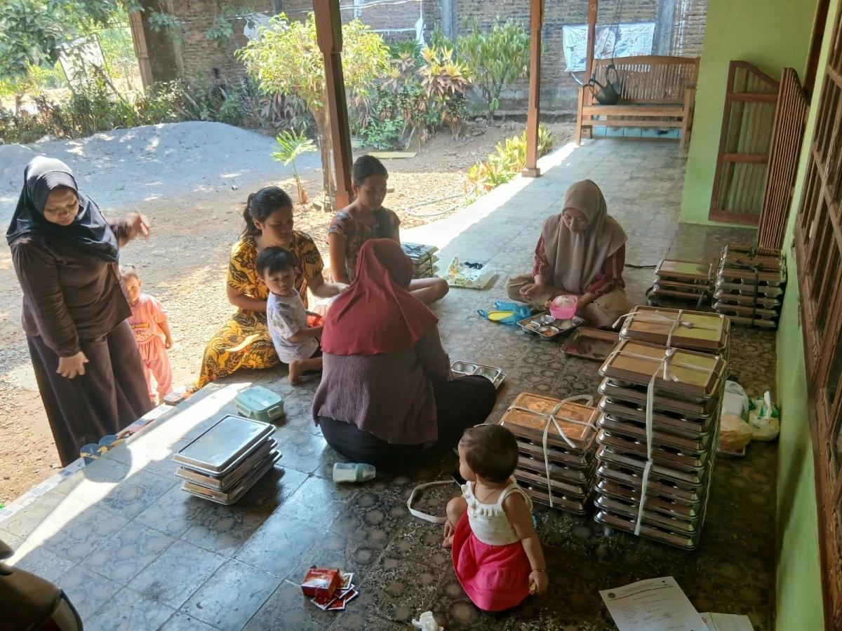 MAKANAN BERGIZI GRATIS