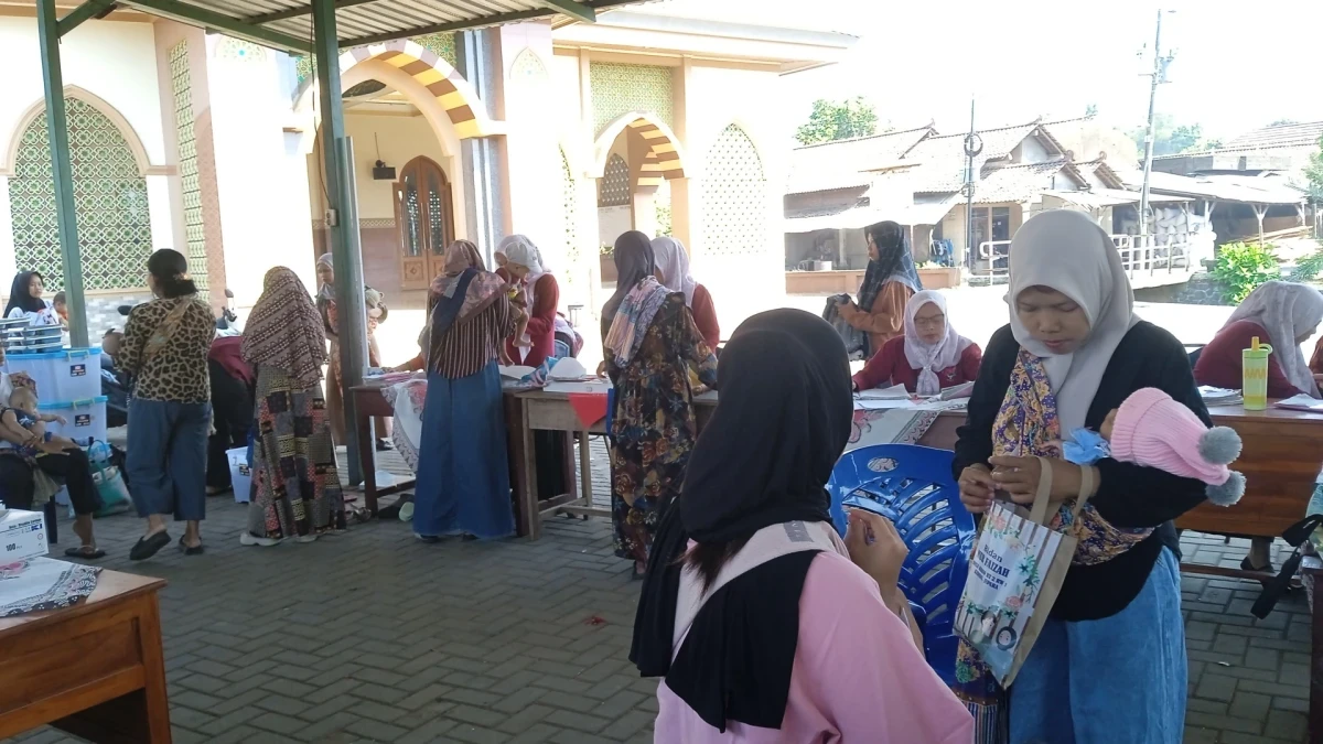 Kegiatan posyandu balita pule 2 Desa Rau 