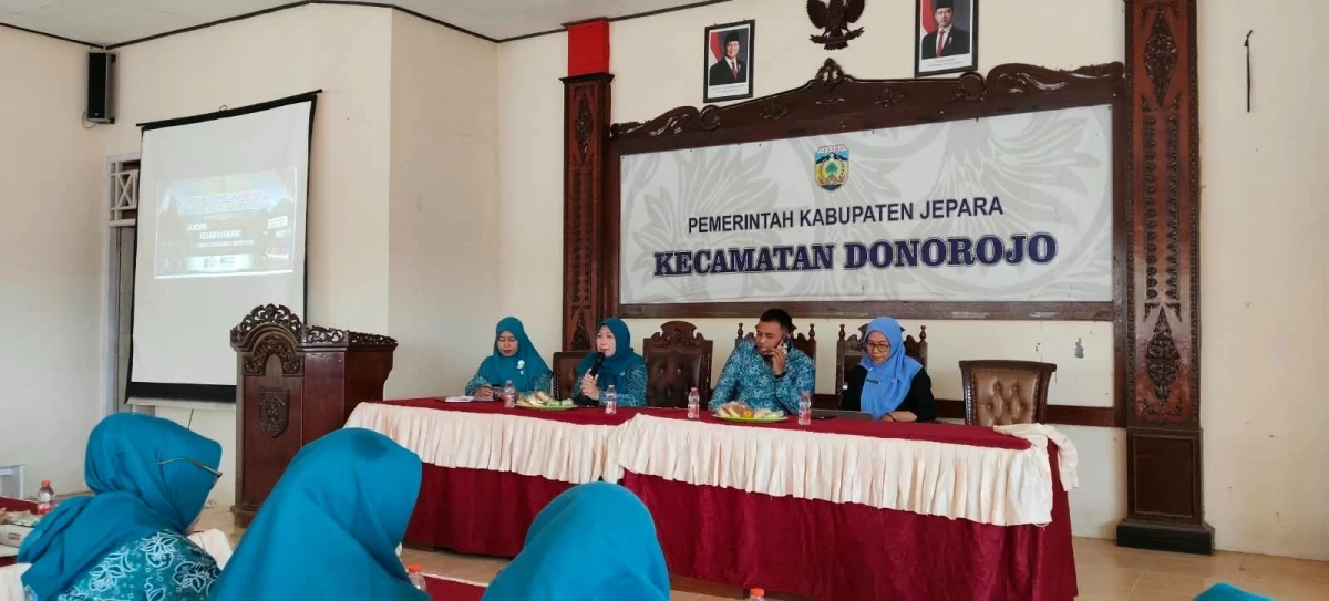 RAKOR PKK PERSIAPAN EVALUASI AKHIR PROGRAM TAHUN 2026.