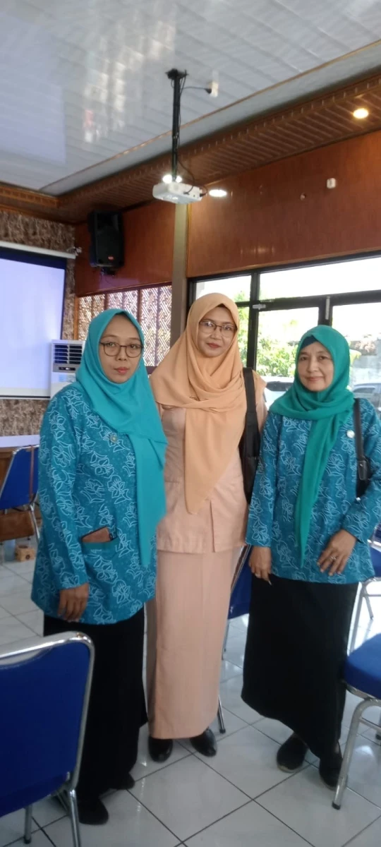 Mengikuti Rakor se kel dan desa se kac jepara