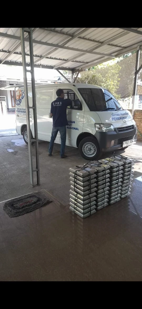 TP.PKK DUKUNG DISTRIBUSI MBG DI POS 05 RW 02 SIDOREJO