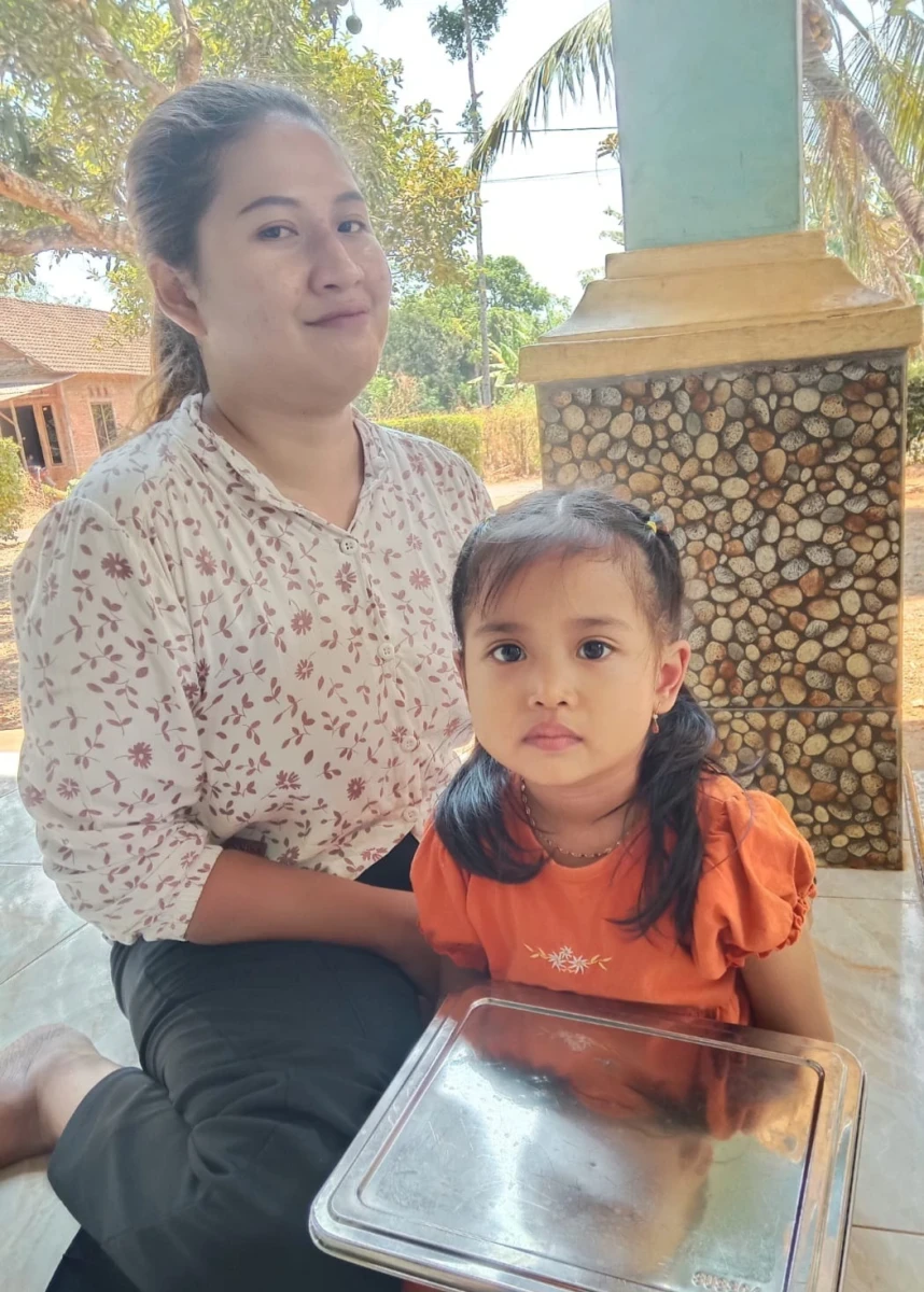 Distribusi MBG di Posyandu Harapan 11 RW 04 Desa Karanggondang