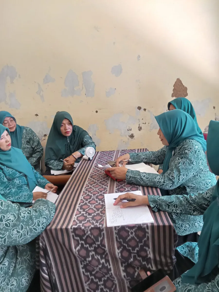 Evaluasi Awal Program