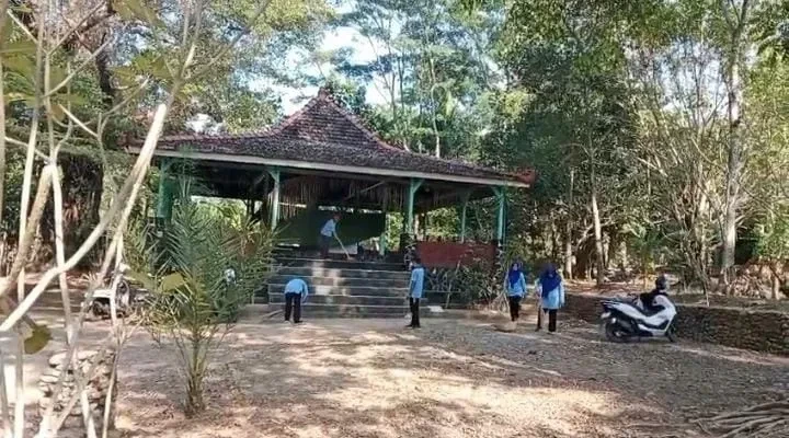 🌿 JUM’AT BERSIH, GOTONG ROYONG MENYAMBUT ZIARAH BUPATI JEPARA