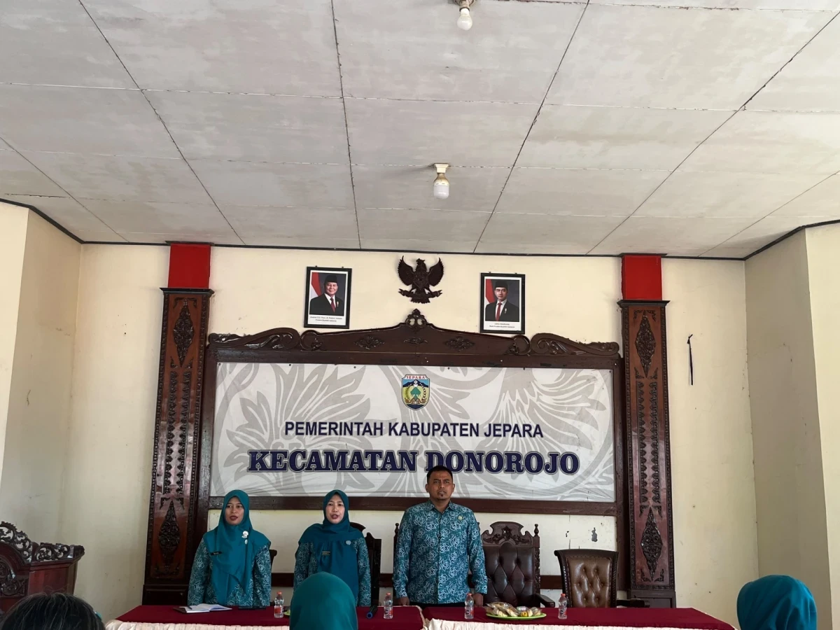 Siap Unjuk Gigi di Lomba Memasak Ikan, TP PKK Desa Blingoh Mantapkan Persiapan dan Evaluasi Program