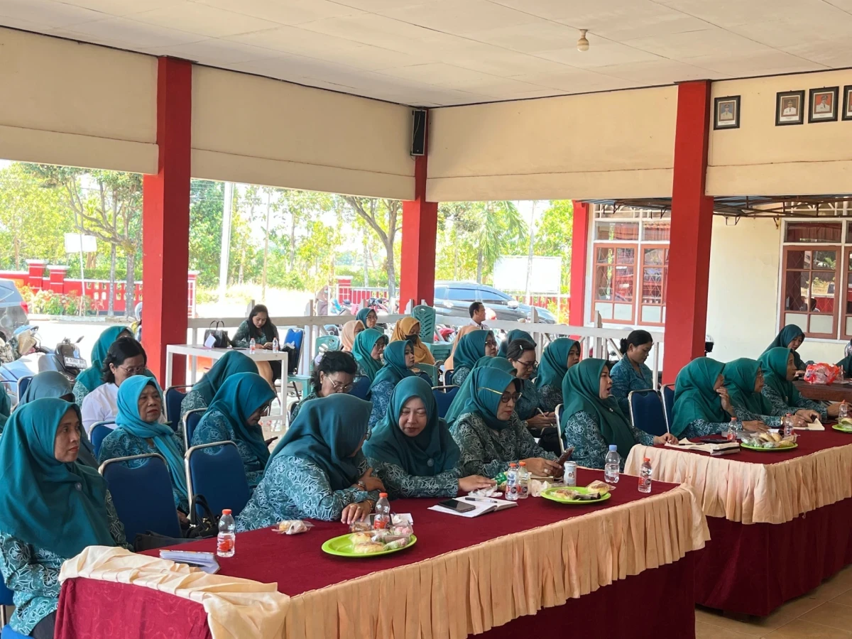 TP PKK Desa Bandungharjo Ikuti Rakor Kecamatan: Bahas Teknis Lomba Memasak Ikan hingga Evaluasi Akhir Program